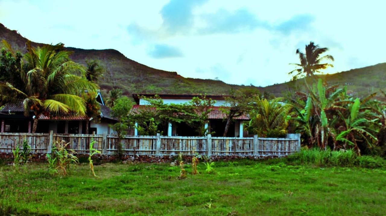 Barrel Homestay Areguling Kuta  Room photo
